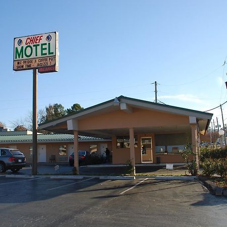 Chief Motel Fayetteville Bagian luar foto